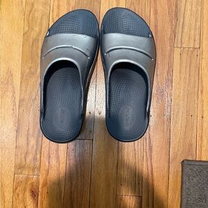 OOFOS Gray Sandals Cushioned Comfort